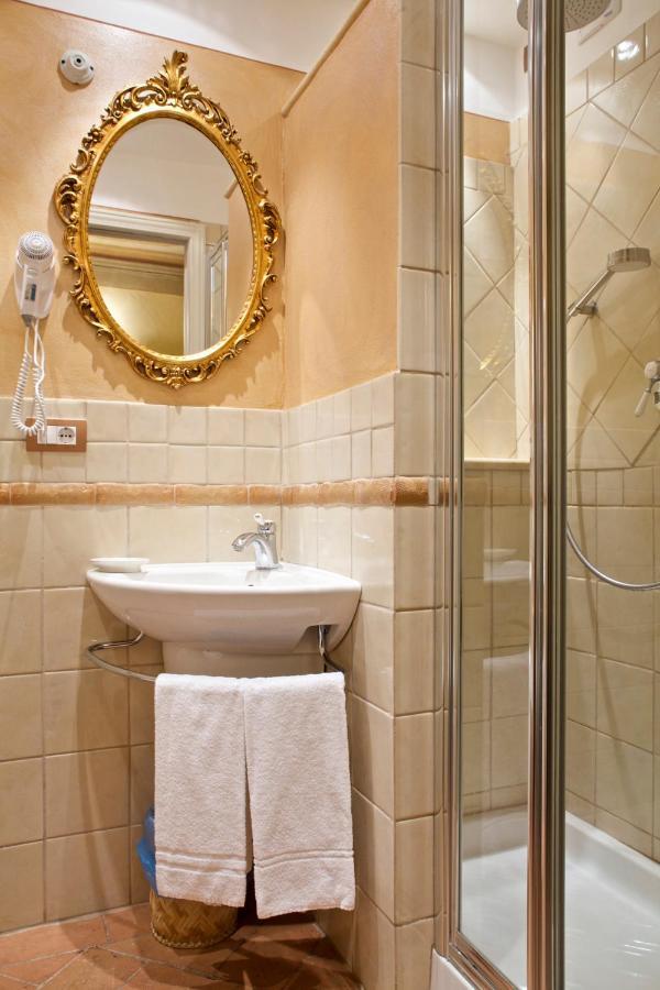 Bed and Breakfast Antica Residenza Cicogna Сієна Екстер'єр фото